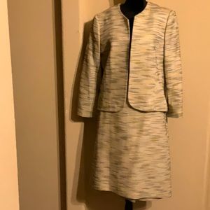 Anne Klein Skirt set